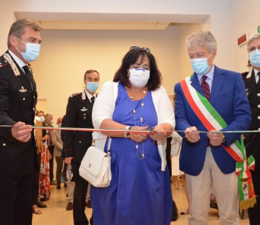 Mimmo Paladino: inaugurata oggi ad Arezzo la mostra itinerante delle tavole del Calendario Storico dell’Arma 2020