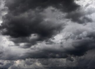 Maltempo, codice giallo per temporali forti e rischio idrogeologico sulla Toscana