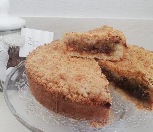 Sbrisolona frangipane alle fragole