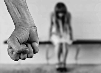 “… e lo chiamano amore …” La Provincia di Arezzo sceglie la non violenza