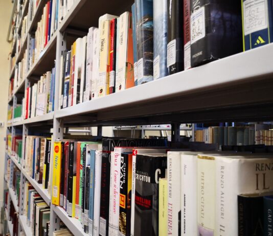 “Gambe ai Libri!”