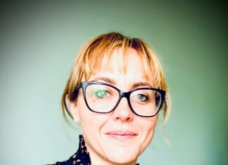 Colleghiamoci: tu, come stai? Tre professioniste rispondono alle chiamate di chi è solo o in situazioni di difficoltà