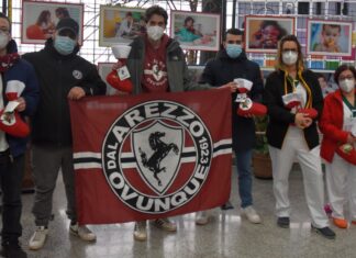 “Arezzo Ovunque 1994” tifa per i bambini di pediatria