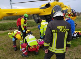 Si ribalta con la sua auto, 40enne trasferita in elicottero Siena