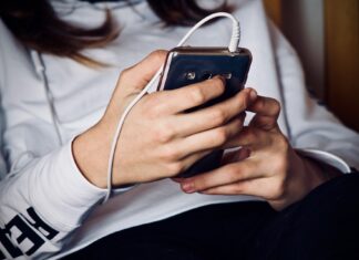 Da Tik Tok nuove misure per tenere i più giovani fuori dalla piattaforma