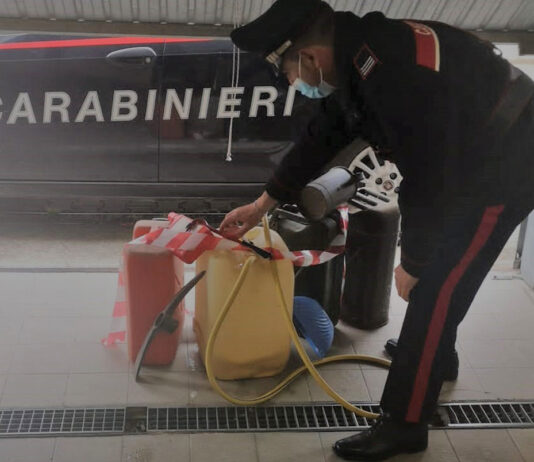 Ruba carburante per 15mila euro, denunciato 27enne