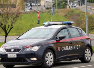 “Sei cinese e hai portato qui il virus”: 5 persone denunciate dai carabinieri ad Anghiari