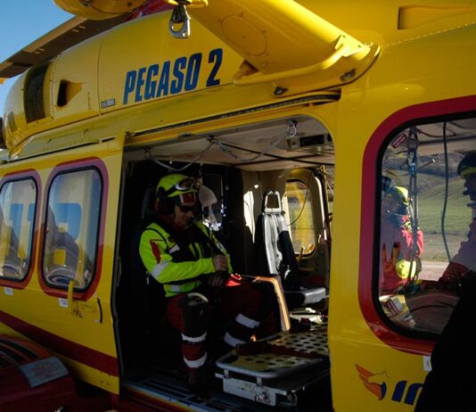 Scontro tra un auto e un motorino, minore in codice giallo a Siena