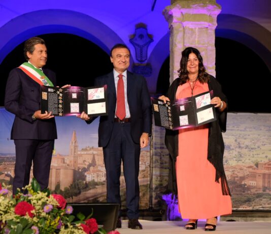 Il Ministero dello Sviluppo Economico emette il francobollo celebrativo dei 25 anni del Premio Internazionale Fair play