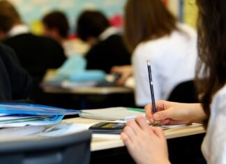 Scuola: Garante Privacy, i docenti non possono chiedere informazioni sullo stato vaccinale degli studenti