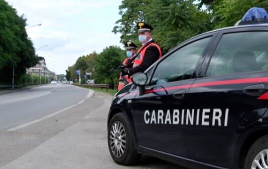 Individuato e denunciato dai carabinieri un gruppo dedito ai furti con destrezza nei parcheggi dei supermercati