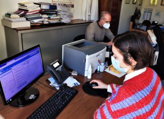 Viaggio per conoscere lo staff di Igiene Pubblica del San Donato che ogni giorno combatte da dietro un monitor la battaglia silenziosa alla pandemia