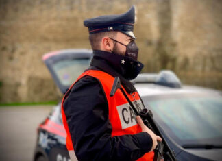 Valdichiana: due persone sorprese ubriache alla guida dai carabinieri e una ispezione in un cantiere, una denuncia