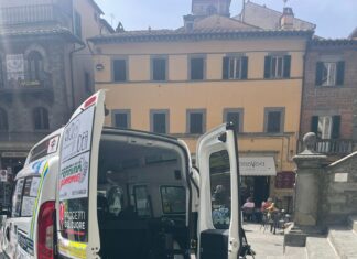 Nuovo mezzo per la Misericordia di Cortona, servirà per i servizi di trasporto sociale