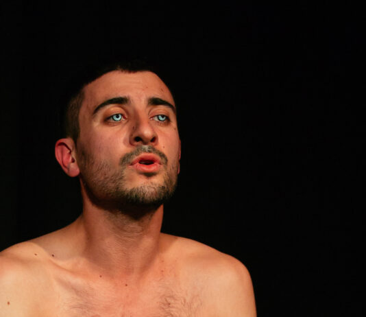 Con “Concerto” Igor x Moreno chiudono la rassegna “Invito di Sosta” al Teatro Mario Spina