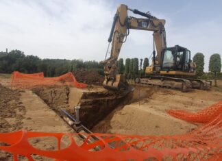 Castiglion Fiorentino, ruspe in azione per portare acqua alle aziende agricole