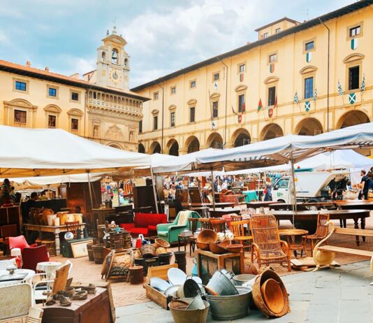 La Fiera Antiquaria di Arezzo compie 54 anni con un’edizione speciale