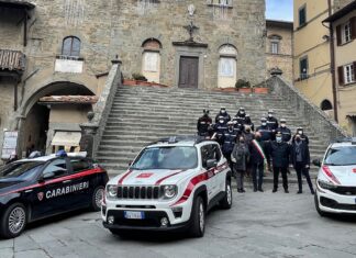 Cortona: extracomunitari denunciati per resistenza, oltraggio e minacce a pubblico ufficiale