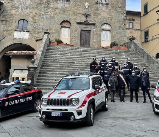Cortona: extracomunitari denunciati per resistenza, oltraggio e minacce a pubblico ufficiale