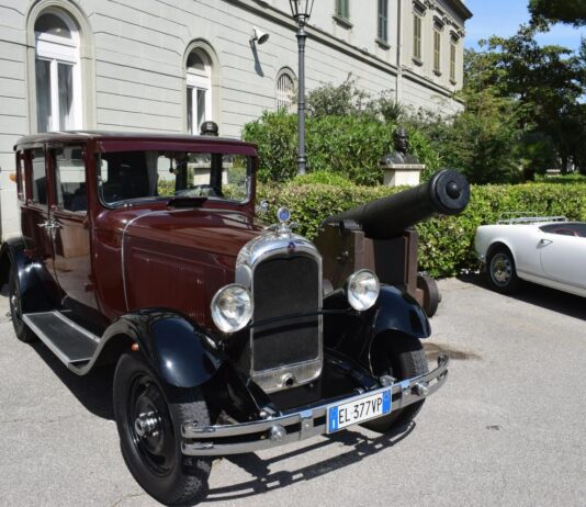 “Ruote classiche di Toscana”: il raduno di auto d’epoca a Castelfiorentino