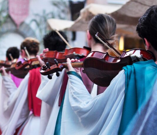Mescarìa e Archimossi al Festival delle Musiche