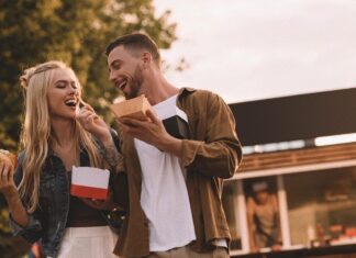 CortonArt: torna il festival che unisce artisti di strada, «food truck» e spettacoli in centro