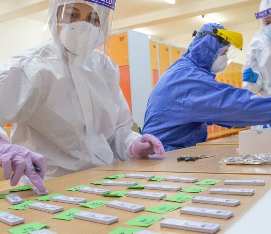 Coronavirus: in Toscana oggi 8 settembre 925 nuovi casi e sette decessi