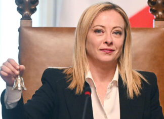 Io sono “Il Signor Presidente Meloni”: il capo dell’Esecutivo ufficializza la scelta