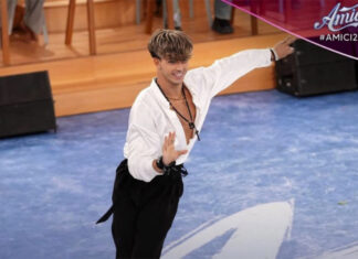 Amici 22, Mattia ‘hot’ nella gara d’improvvisazione e Samuel ricorda Michele Merlo