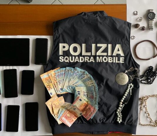 La squadra mobile di Arezzo arresta un cittadino tunisino per spaccio di sostanze stupefacenti