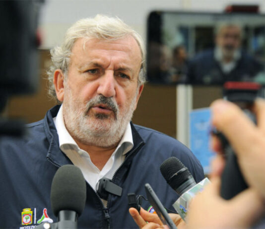 Emiliano: “In Puglia non cambia niente, i medici ‘no vax’ non rientreranno”