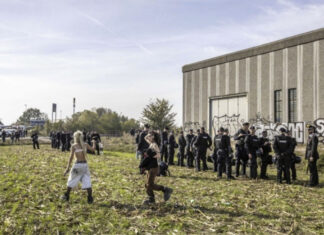 “Ai ragazzi si chiede il rispetto della legge ma ai No Vax no”: per la Stampa è populismo