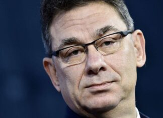 Albert Bourla: “la vaccinazione diffusa è uno strumento fondamentale per aiutare a fermare la trasmissione”