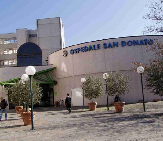 A un malore e cade a terra, 56enne in codice rosso al San Donato