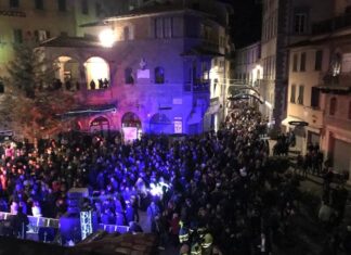 Capodanno a Cortona: cena di gala, discoteca in piazza, colazione al museo e concerto