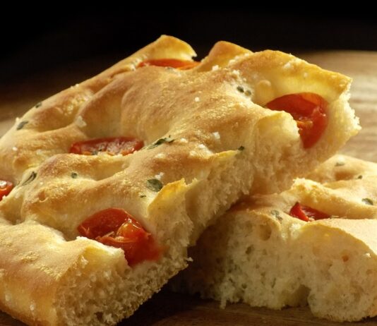 Focacce ritirate dai supermercati: richiamo per rischio chimico