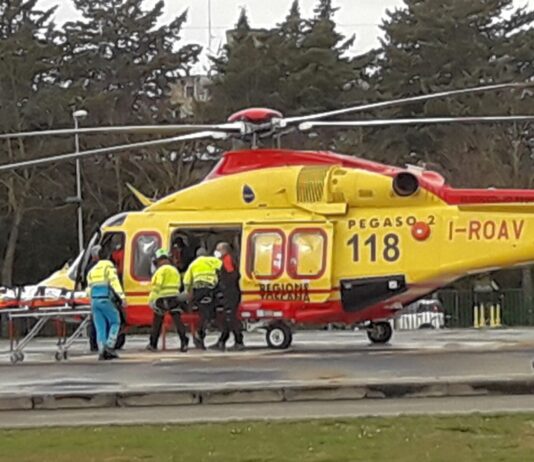 Scende dal camion e viene travolto, 43enne in codice rosso a Siena