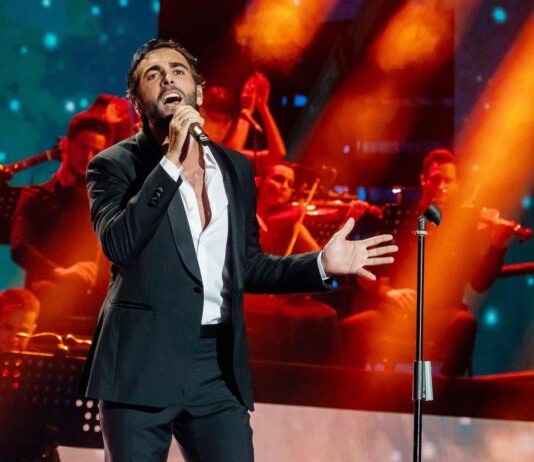 E se a vincere Sanremo 2023 fosse Marco Mengoni?