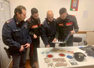 Scendono alla stazione di Cortona carichi di eroina: arrestati dai Carabinieri