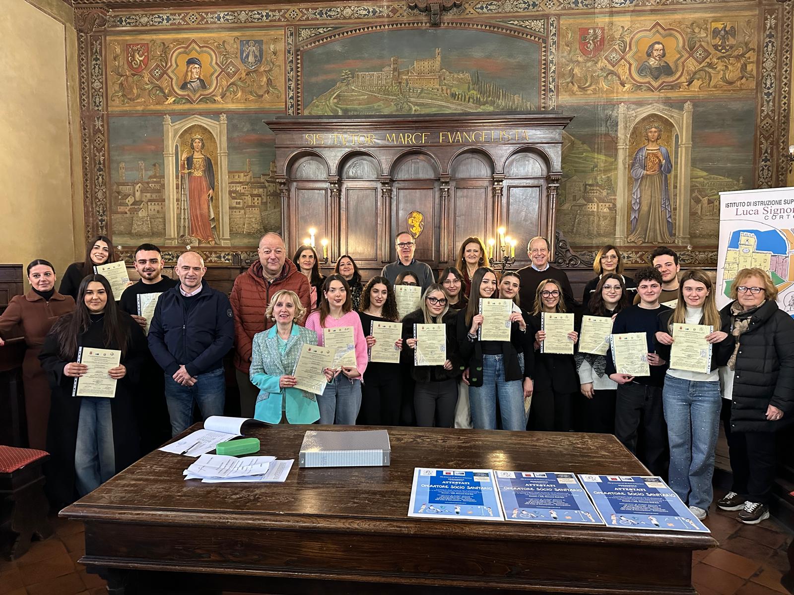 Cortona: consegnati i diplomi ai futuri operatori socio sanitari