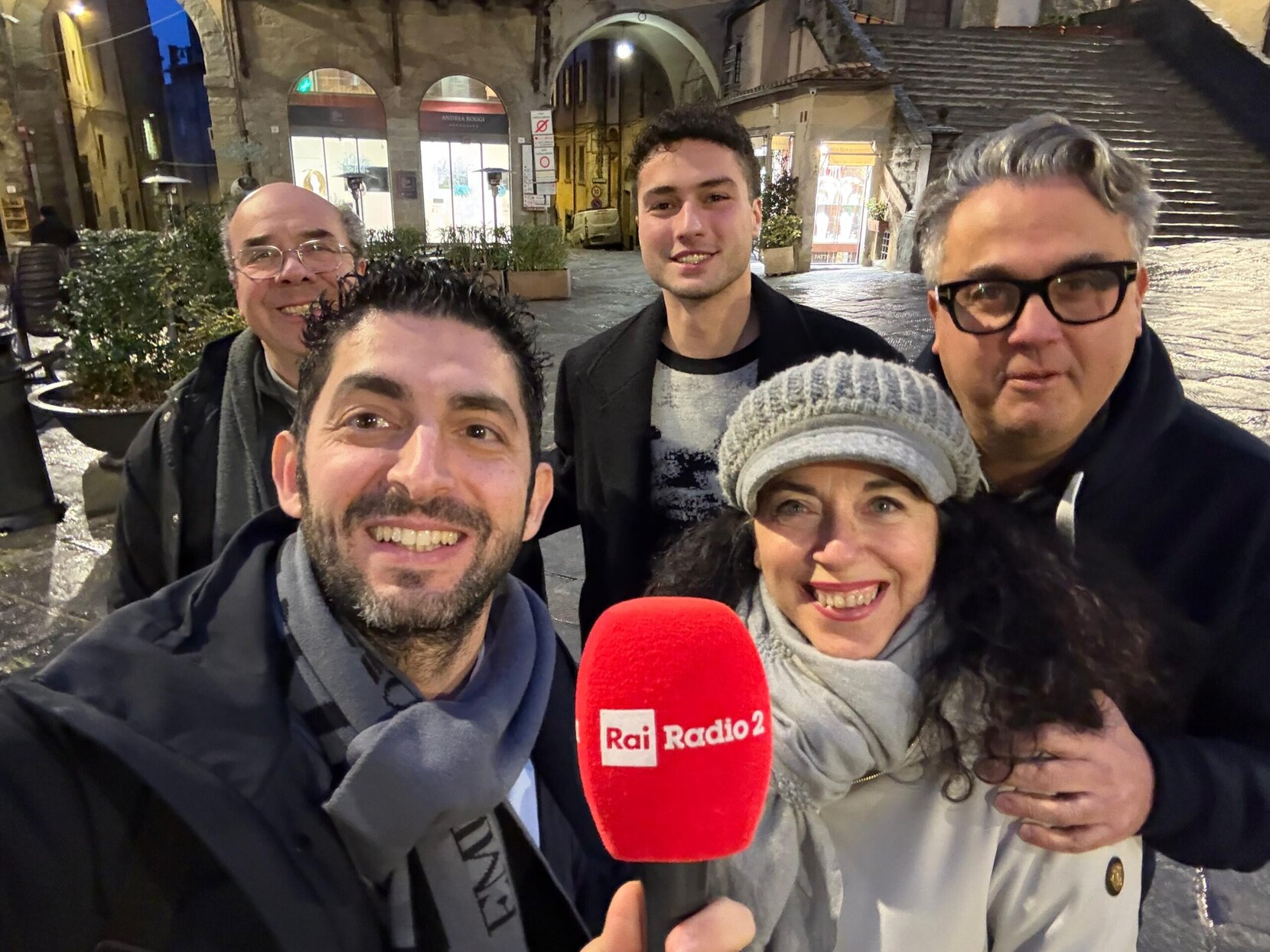 Cortona su Radio 2 a Decanter: si parla dei vini con Cardia e Molesini