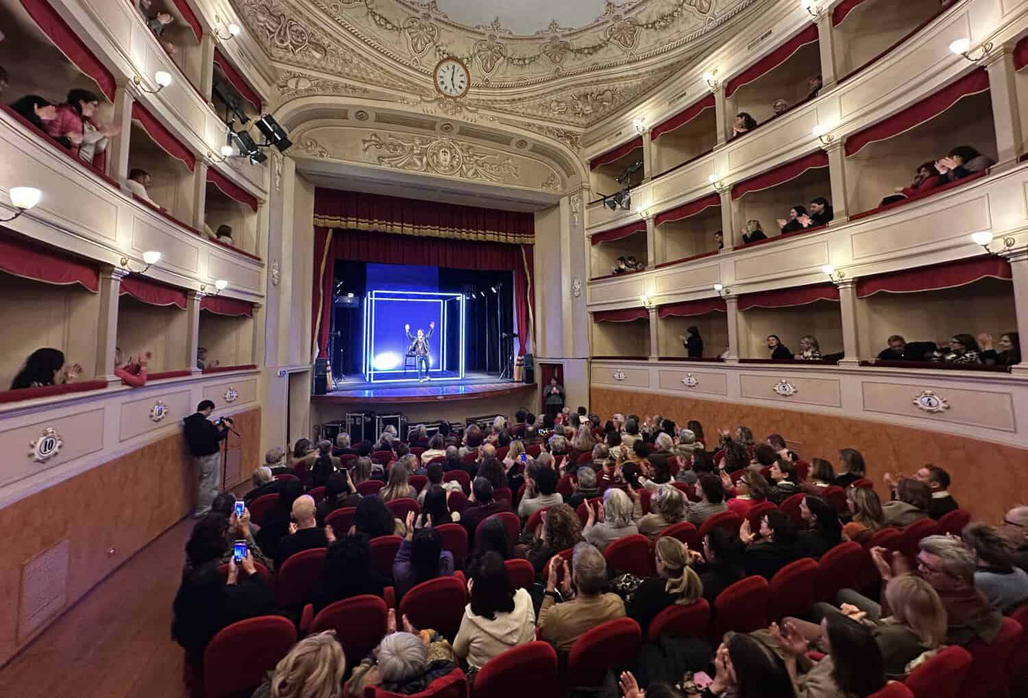 Teatri della Valdichiana: i dati della stagione 2025/26