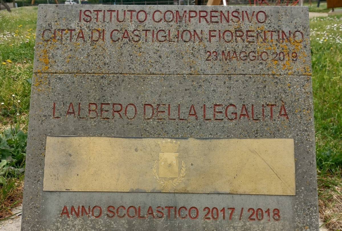 Parco-della-Legalita-di-Castiglioni-targa.jpg